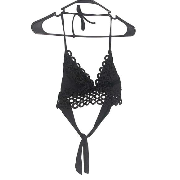 $189 Becca By Rebecca Virtue Siren Halter Circle Lace Bikini top sz Med - Picture 3 of 5